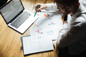 Which industries in Morocco are most exposed to human rights risks