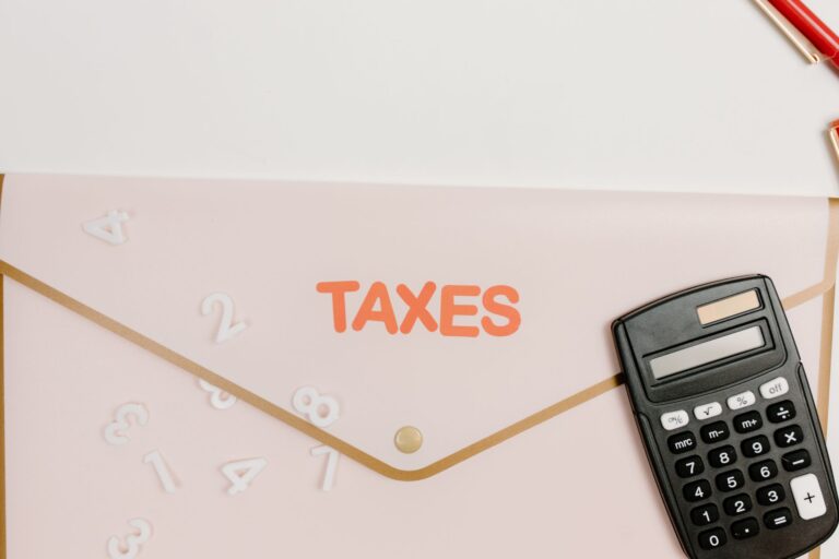 tax planning for high-net-worth individuals Morocco - illustrative office finance photo