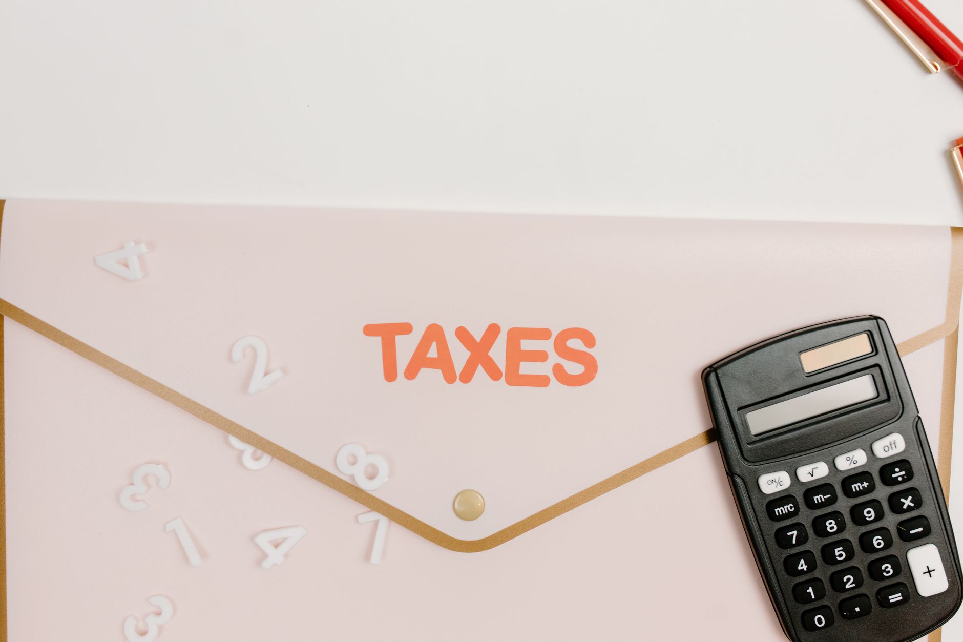 tax planning for high-net-worth individuals Morocco - illustrative office finance photo